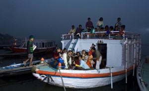 Varanasi-School-Boat